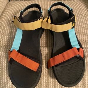 Men’s size 12 sandals